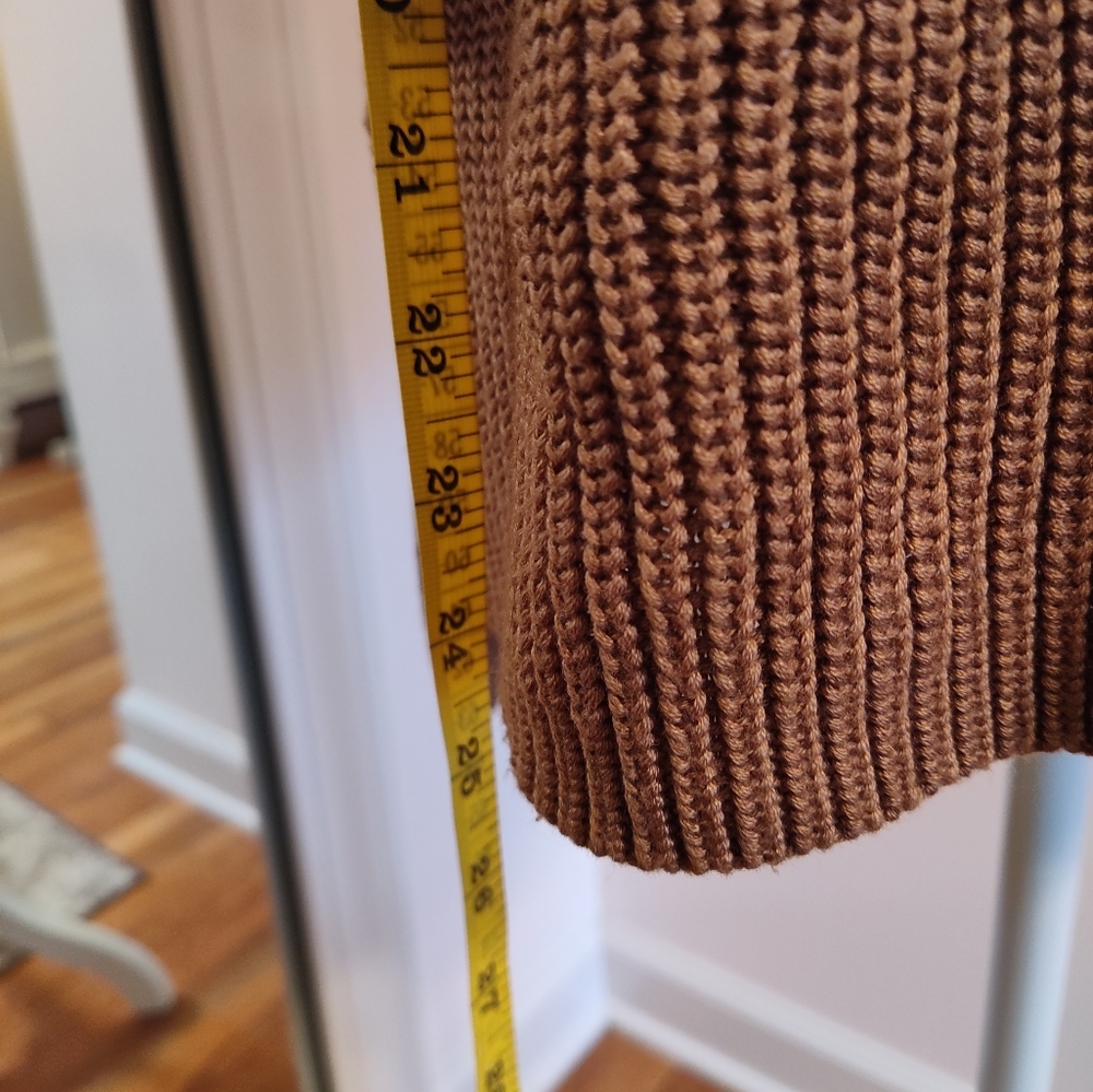 Spring weight sweater - Picture 5 of 7